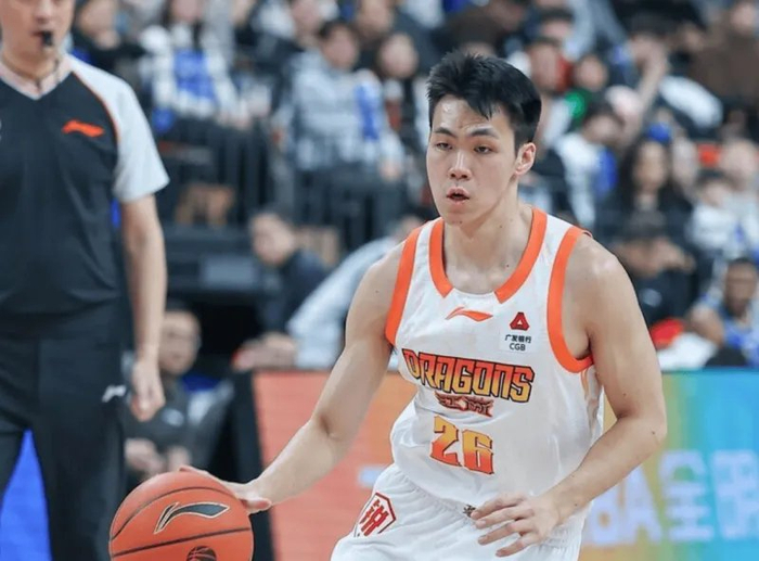 难怪庞峥麟能投进全明星！挡拆配合撕碎北京防守，突破侵略性拉满|江苏|哈里-贾尔斯|曾凡博|比赛|球队_新浪体育_新浪新闻