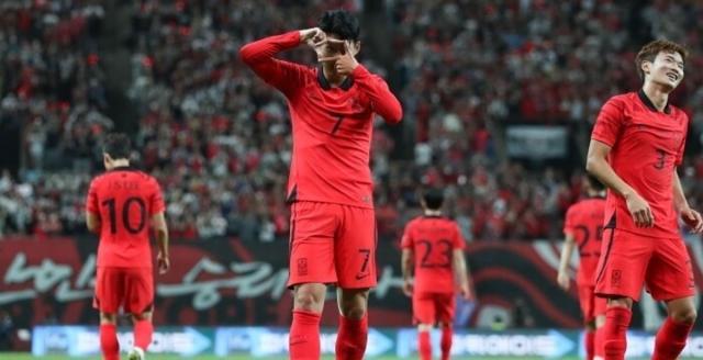 皇冠体育投注-世界杯前最后考察 亚洲六强保持不败东道主止颓