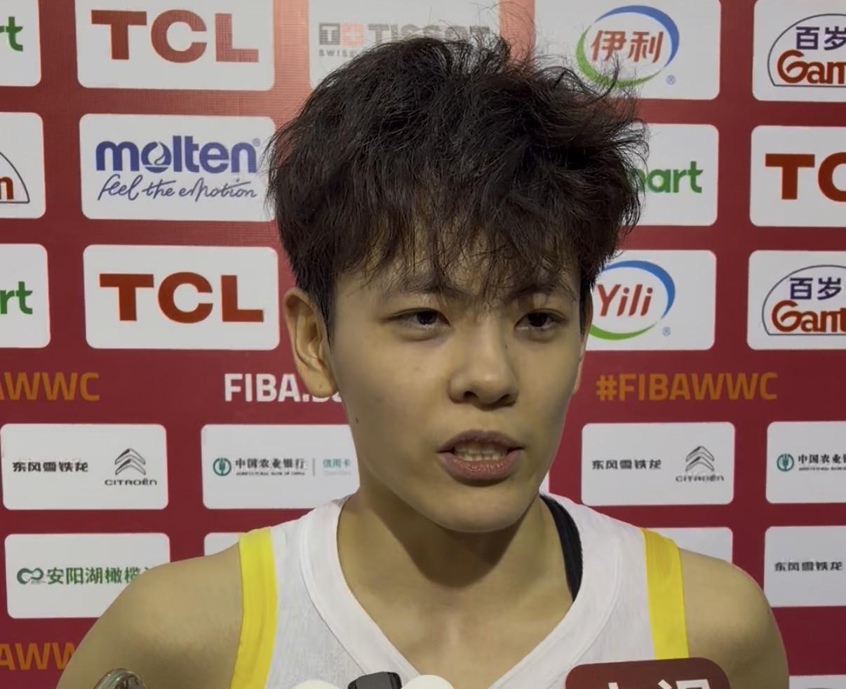 皇冠体育投注-杨舒予：球队有很多问题但也有些亮点；担任队长肩负着责任