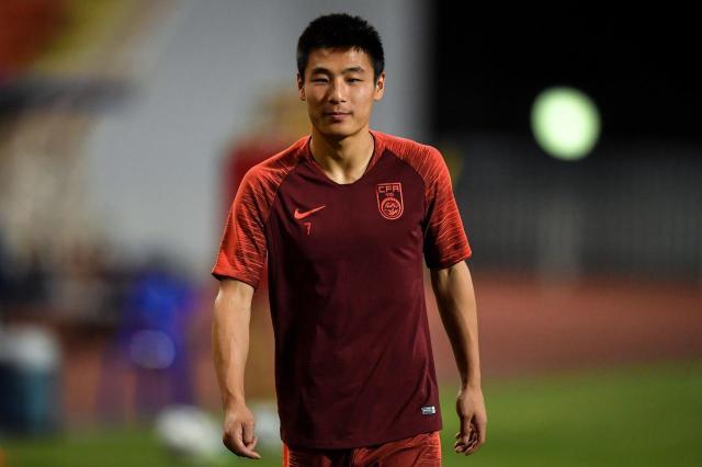 皇冠体育官方网站-国足内部对抗赛模拟40强赛 武磊独中两元状态出色